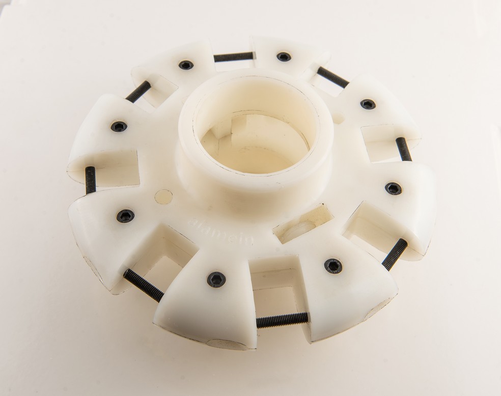 Molded plastic product sample 7
