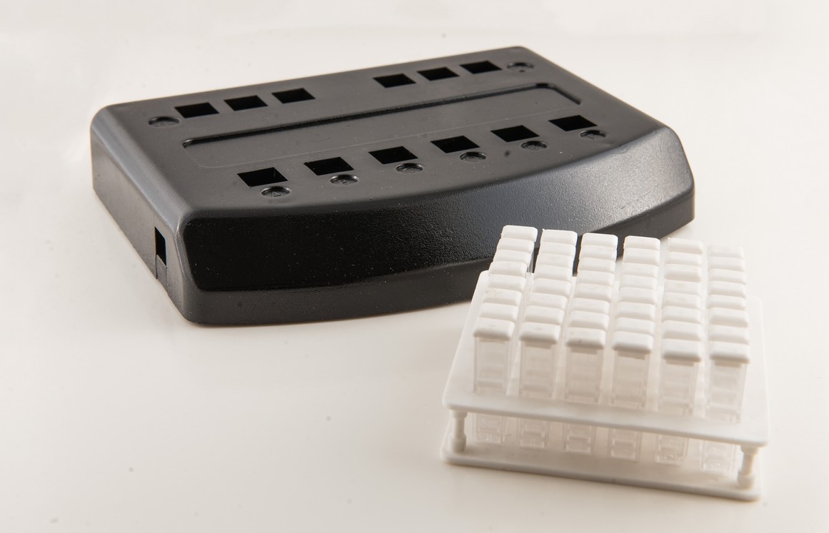 Molded plastic product sample 9